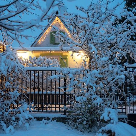 Отель Green Chalet Верешедьхаз Экстерьер фото
